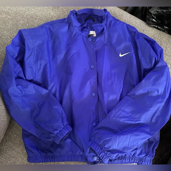 Nike jacket ladies medium Like new - Picture 2 of 2